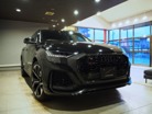 RS Q8　4.0 4WD