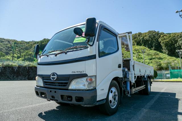 日野自動車 デュトロ タダノ4段クレーン ラジコン付 積載2000Kg 