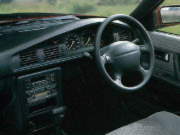 フォード テルスターワゴンのインパネ画像