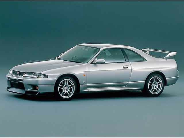 スカイラインGT-R（日産）1995年1月～1998年12月生産モデルのカタログ｜中古車なら【カーセンサーnet】