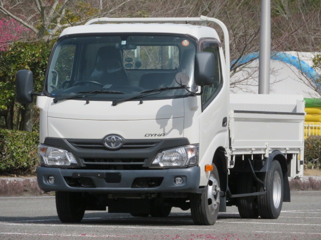 トヨタ ダイナ 2t 11尺 P/G 内寸-長355x幅161x高38