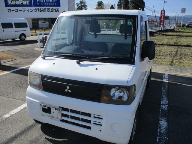 三菱 ミニキャブトラック 660 Vタイプ エアコン付 4WD 
