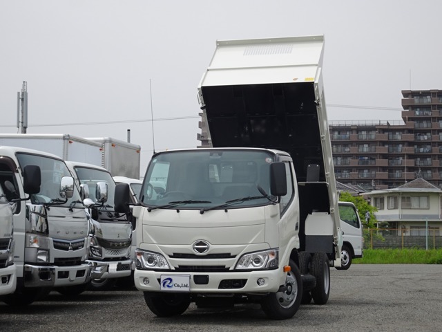 日野自動車 デュトロ 4.0 ダンプ ディーゼルターボ ダンプ・積載量3t・全低床・4ナンバー 兵庫県