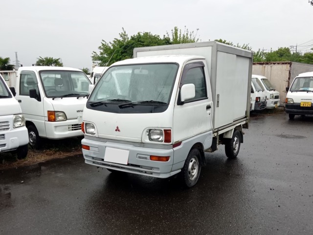 三菱 ミニキャブトラック 660 TD 三方開 4WD 移動販売車/オートマ/エアコン 栃木県