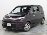 トヨタ　スペイド　1.5 F クイーンII