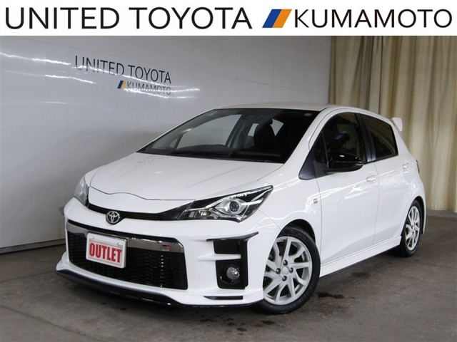 ヴィッツ(トヨタ) 1.5 ハイブリッド GR スポーツ 中古車画像