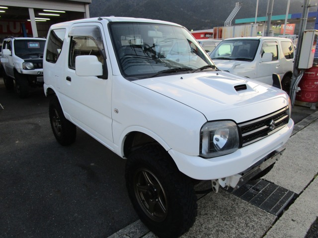 スズキ ジムニー 660 XC 4WD リフトUP バンパー マフラー MTタイヤ 兵庫県