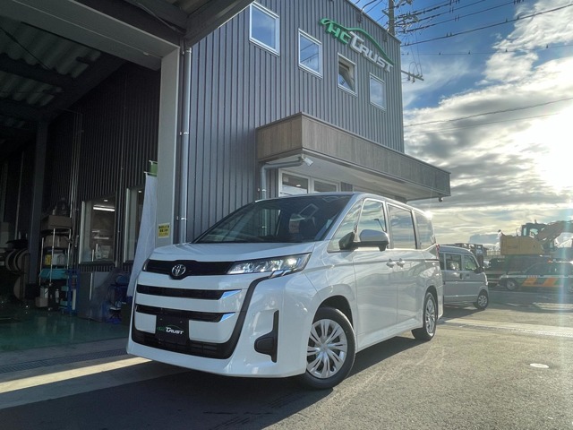 トヨタ ノア 2.0 X 8人乗り両電スラリアオートエアコンSキー 神奈川県