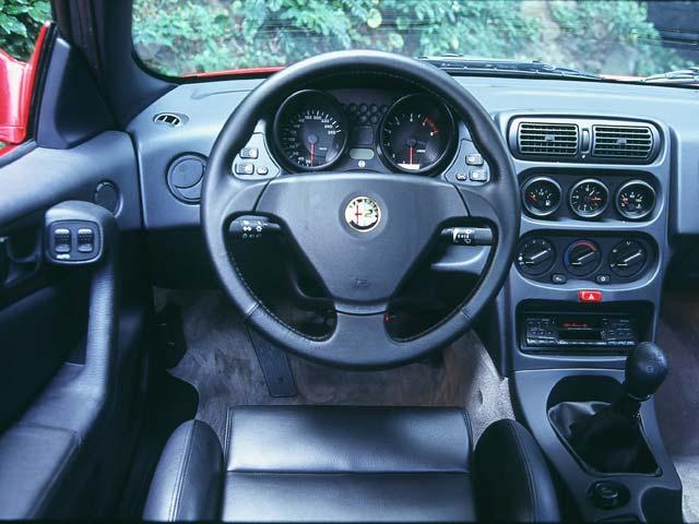 アルファ ロメオ アルファgtv 3 0 V6 24v 97年06月 98年09月 Alfaromeoの車カタログ 輸入車 外車の中古車 情報ならカーセンサーエッジnet