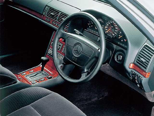 メルセデス ベンツ Sクラス S600 93年10月 94年07月 Mercedes Benzの車カタログ 輸入車 外車の中古車 情報ならカーセンサーエッジnet