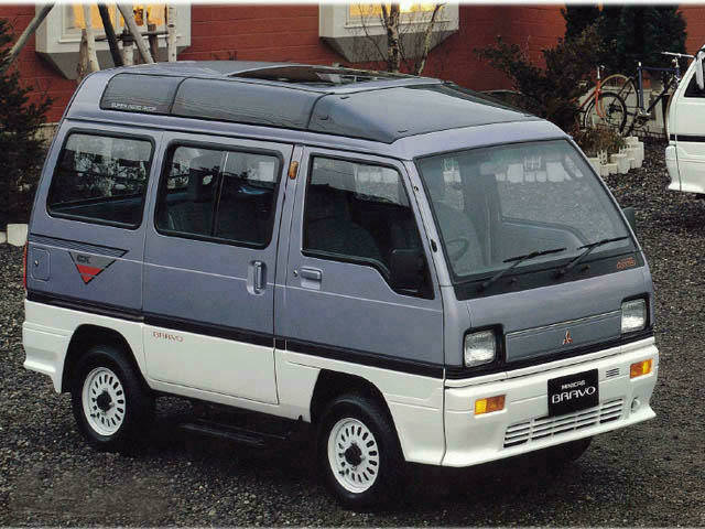 ミニキャブブラボー1989年1月～1990年12月生産モデル