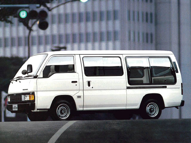 キャラバン1986年9月～2001年3月生産モデル