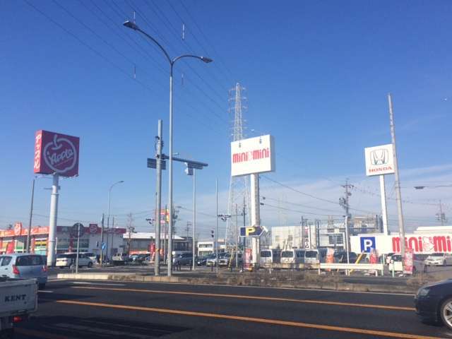Ｒ２１バイパス茜部中島交差点を北へすぐ。ご連絡頂ければＪＲ岐阜駅までお迎えに上がります♪