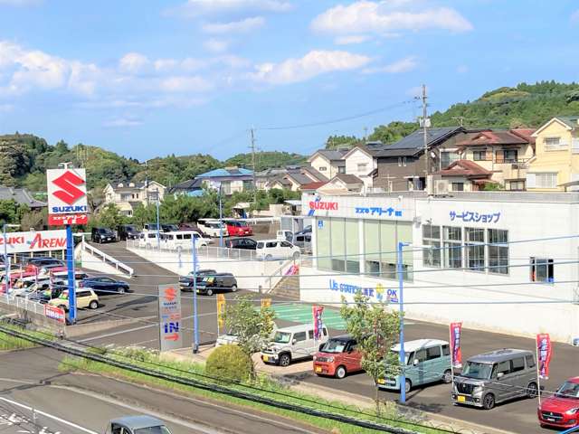 スズキアリーナ清武は宮崎市清武町にあるスズキ（株）直営の自動車ディーラーです。