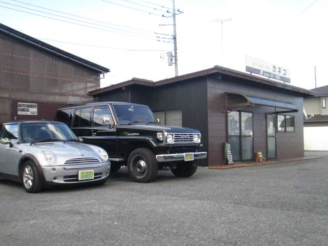 創業２０年目となります。支払総額５０万円以下の車両をメインに展示しております！安心のＪＡＡＡ鑑定済み車輌！