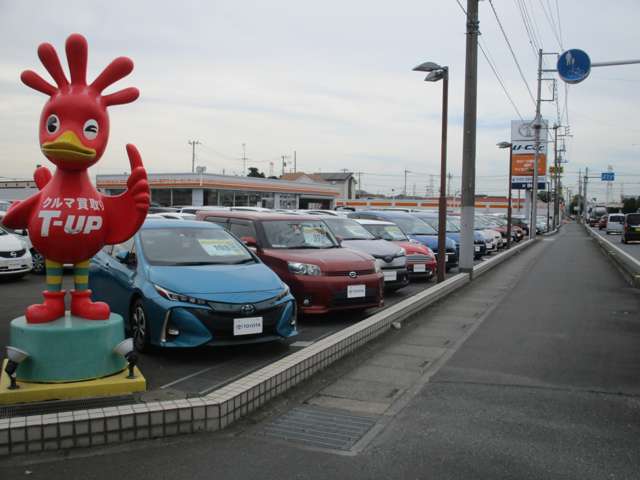 当店は関越自動車道 鶴ヶ島ＩＣを坂戸方面に下りて国道４０７号線の約３キロ先に位置します。