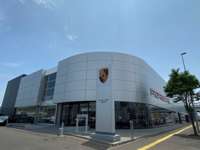 北海道唯一のポルシェ正規ディーラー「ポルシェセンター札幌」です。
