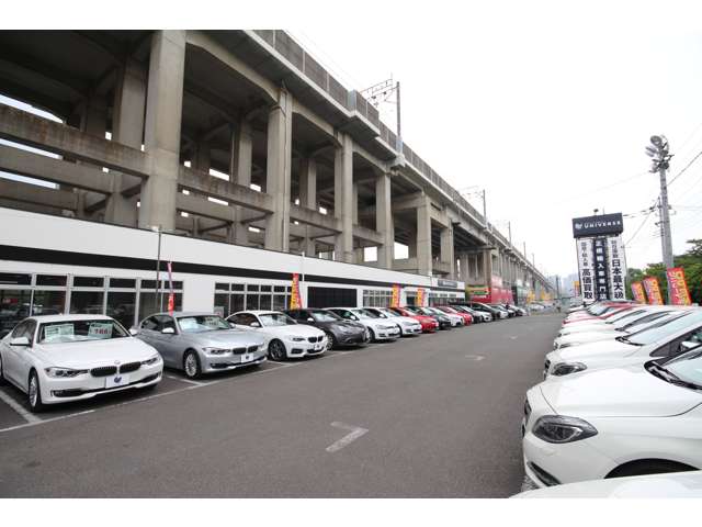 ベンツ・BMW・アウディなど、世界のクルマを多数取揃えております。戸田東ICより車で３分♪東北新幹線高架下に位置しています！