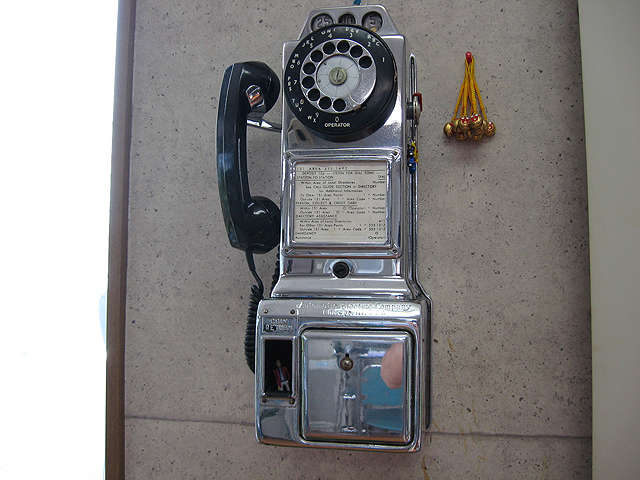 Ｕ．Ｓ．シカゴ市の公衆電話です。なんと驚きの使用可能状態です！アナタからのお電話おまちしています♪
