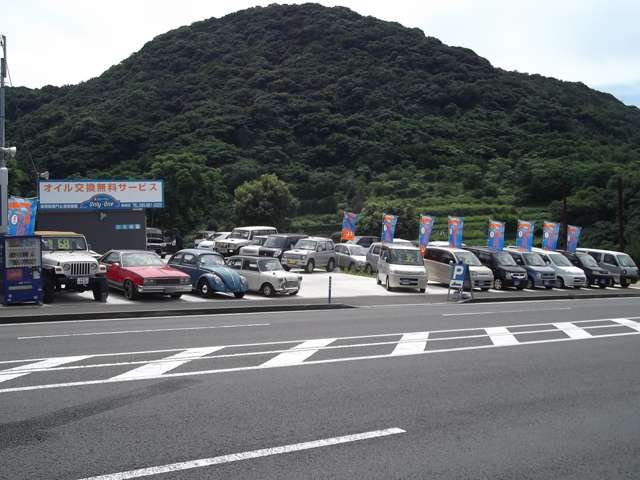 とにかく安い！良い車を安く販売しています！！長崎で１番になれるよう頑張ってます！！！