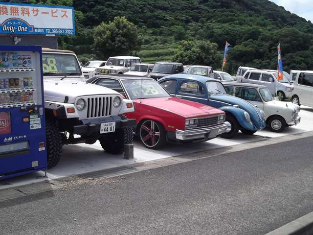 時津の日並バイパスの出口付近にお店があります！長崎で中古車をお探しなら是非当店にお立ち寄り下さい！！