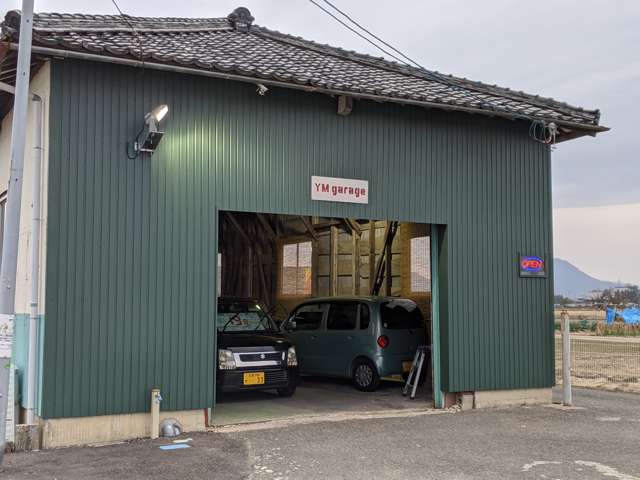 YM garage