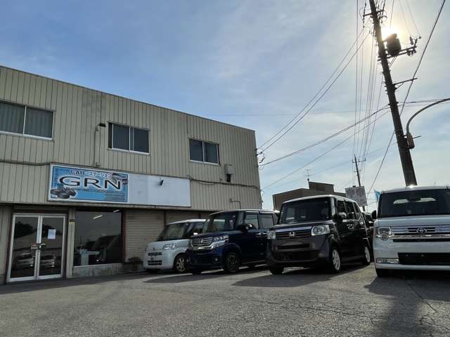 駐車場も完備しておりますのでお気軽にお車のご来店お待ちしております。最寄りインター東松山ICから10分程度