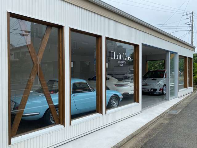 Huit Cars 二宮店 