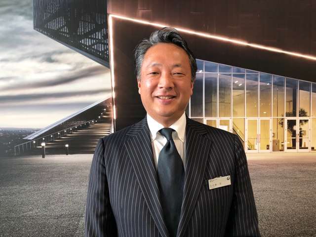 志村：BMWブランド販売に携わり30年。MINIを初めてご購入の際もご安心下さい。