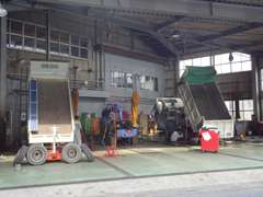 坂田自動車工業 トラックセンター 整備 画像3