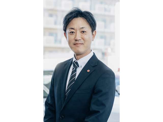 営業の大坪です。お車の事はもちろん、自動車保険のこともお任せください。保険会社で勤務経験あり、購入後も安心いただけます。