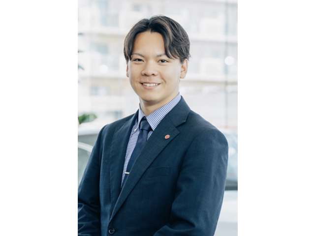 営業の原田です。若さと持ち前の明るさでお客様と一緒にカーライフ選びをサポートします。車の事は私、原田にお任せください。