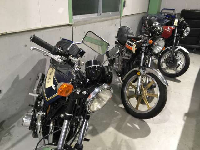 アメリカ本土からヴィンテージバイクも輸入。